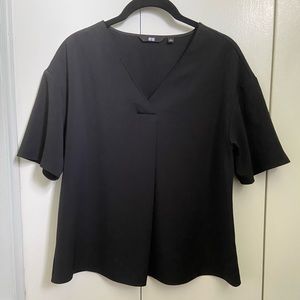 Uniqlo | Pin Tucked Blouse | Black | Small